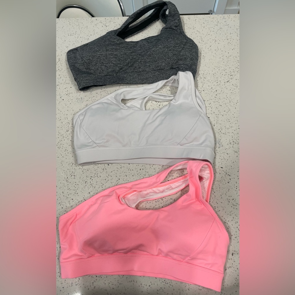 Set of 3 one shoulder sports bra